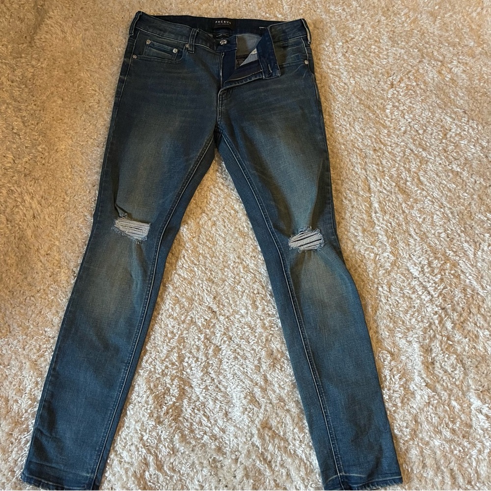 3 for $15 PacSun Skinny Jeans Size 32 Medium Wash